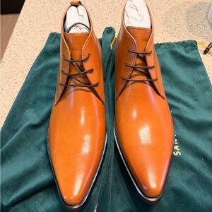 Santoni Leather Chukka Boots – Tan / Cognac